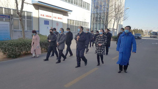 王副市长一行在园区调研.jpeg 王副市长一行在园区调研.jpeg