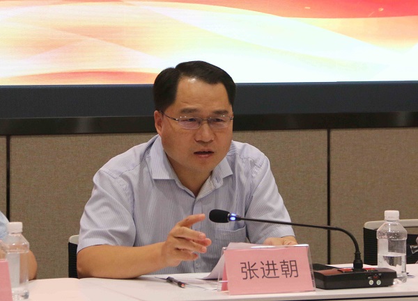 新乡市住建局副局长张进朝作总结讲话.jpg 新乡市住建局副局长张进朝作总结讲话.jpg