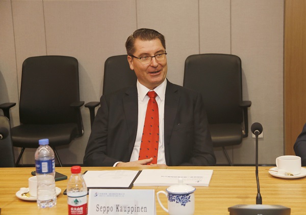 芬兰Elematic集团艾列预制混凝土机械(上海)有限公司总经理Seppo Kauppinen发言.jpg 芬兰Elematic集团艾列预制混凝土机械(上海)有限公司总经理Seppo Kauppinen发言.jpg