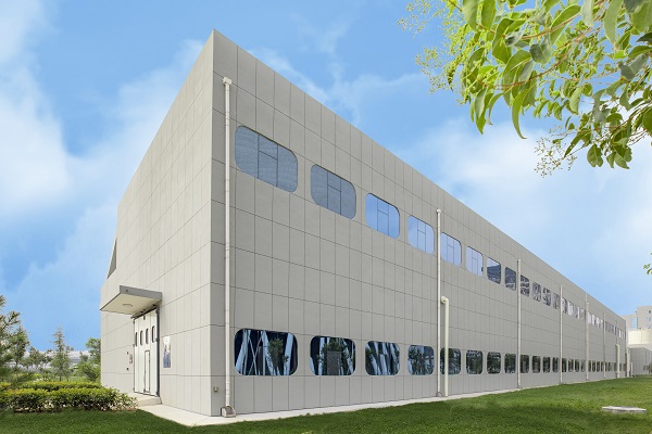 13.化水圆弧窗实景图.jpg 13.化水圆弧窗实景图.jpg