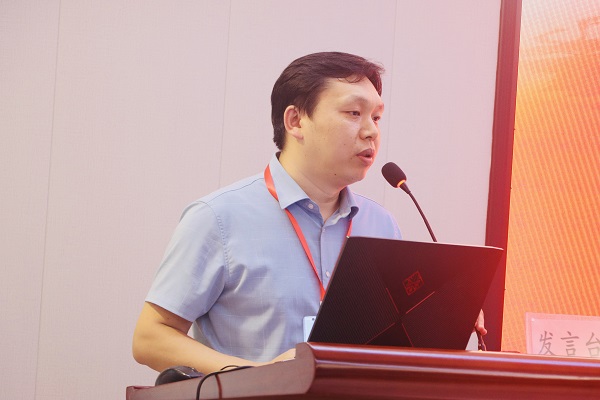 3、平博买球(中国)总工程师苏群山发表讲话.jpg 3、平博买球(中国)总工程师苏群山发表讲话.jpg