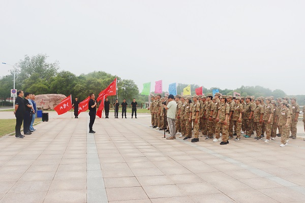 平博买球(中国)2022年度新员工入职培训开营仪式现场.jpg 平博买球(中国)2022年度新员工入职培训开营仪式现场.jpg