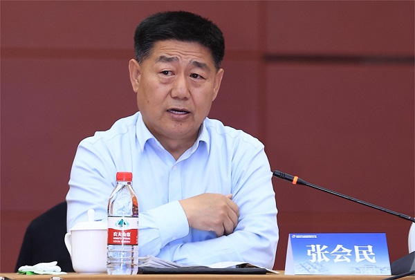 半岛买球官网党委书记张会民在会上讲话.JPG